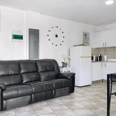 Flores1 Apartament San Bartolomé